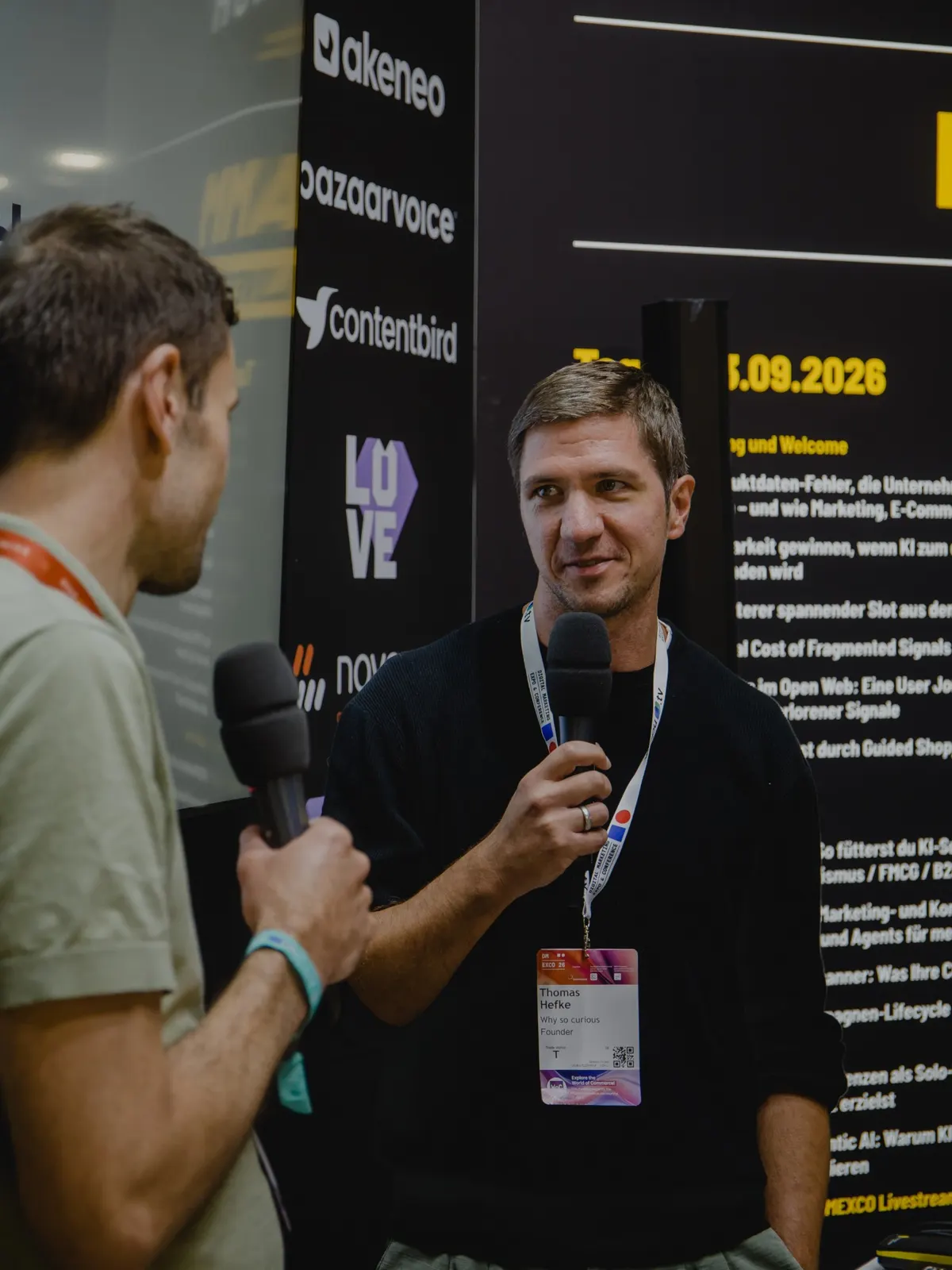 Thomas Hefke im Interview am Digital-Bash-Stand der DMEXCO 2026